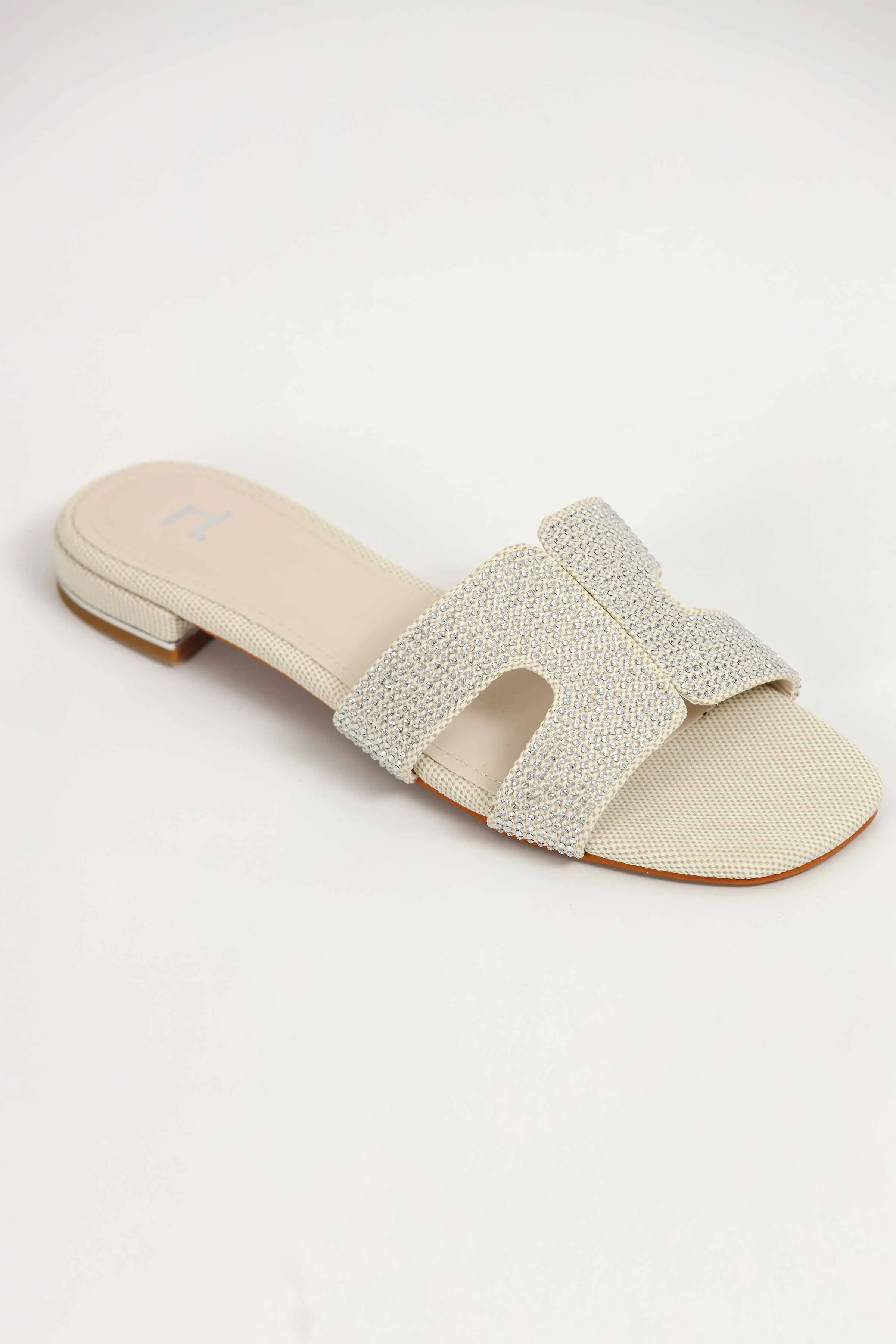 Beige Chappal-439212918