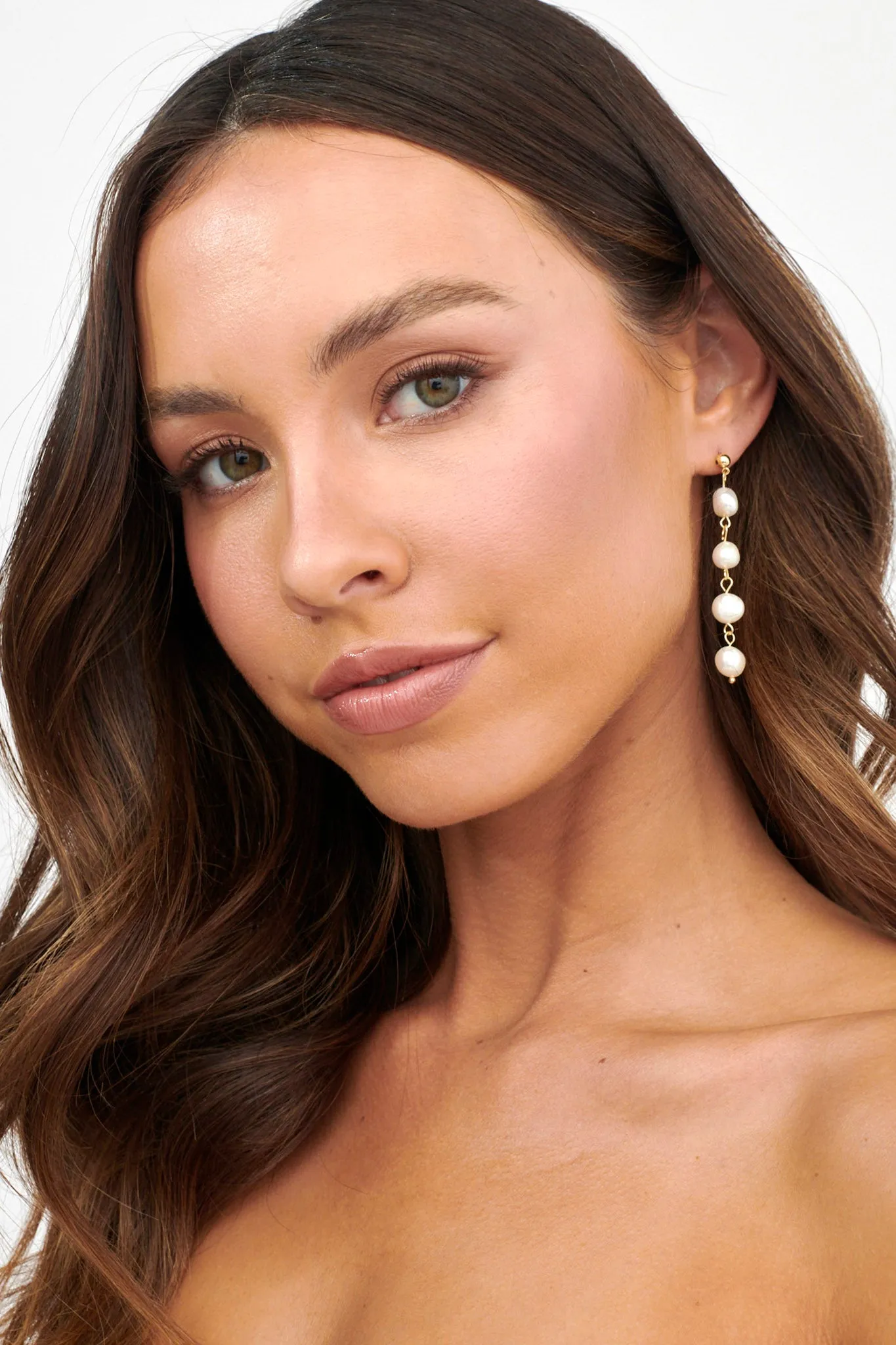 Maude Pearl Drop Chain Earrings Gold